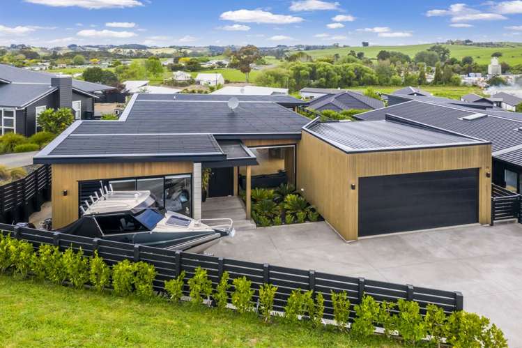 10 Laly Haddon Place Matakana_27