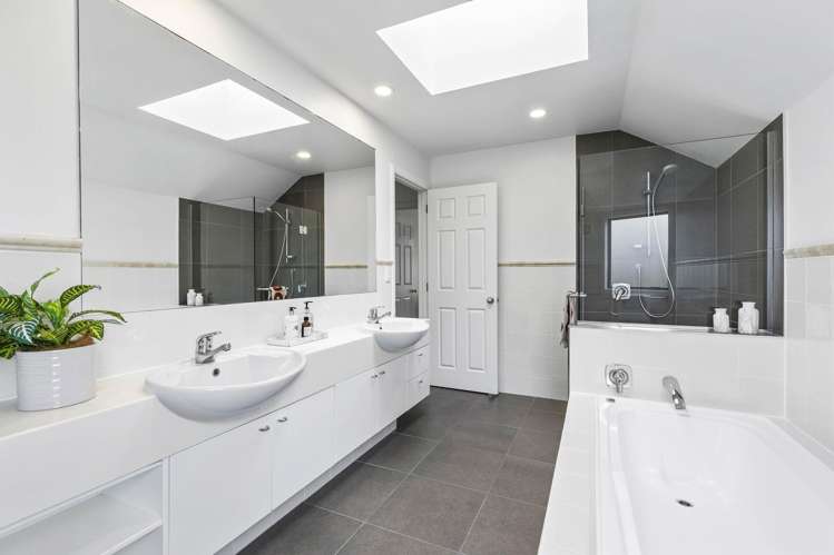 15 Summerhill Place St Heliers_14