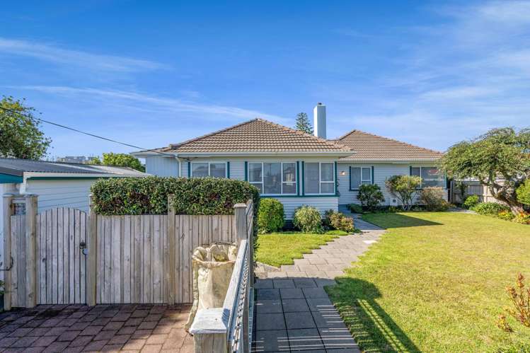125 Seaview Road Westown_2