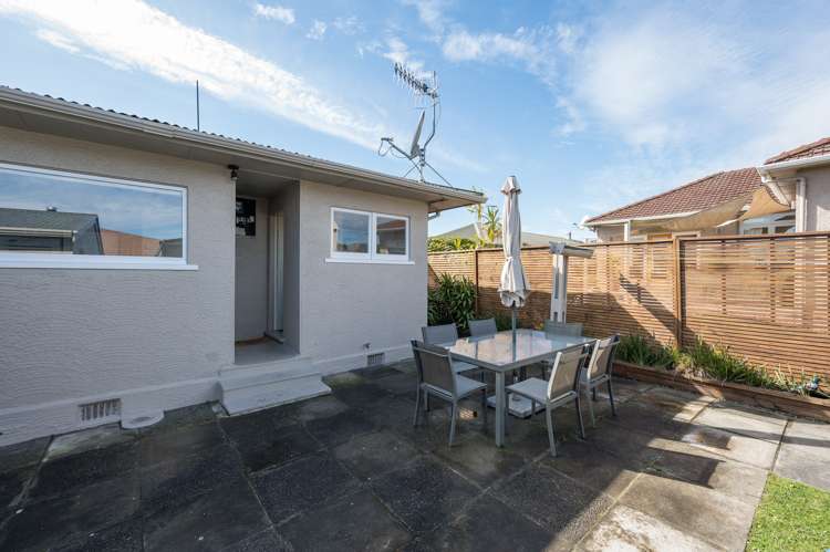 1/30 Andrew Street Stoke_21