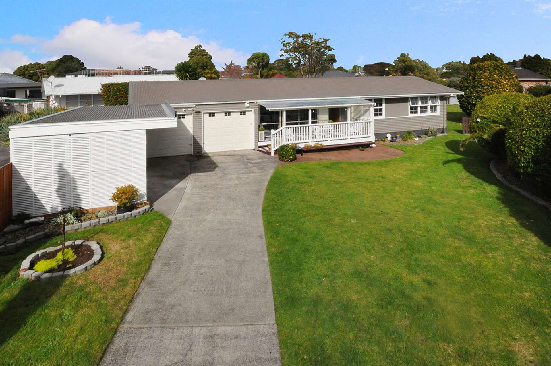 27 Clinton Avenue Te Atatu Peninsula_0