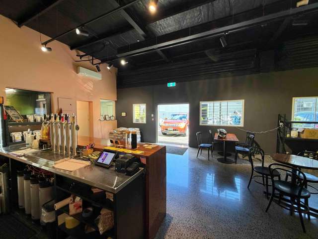 Suite A/37 Crummer Road Grey Lynn_3