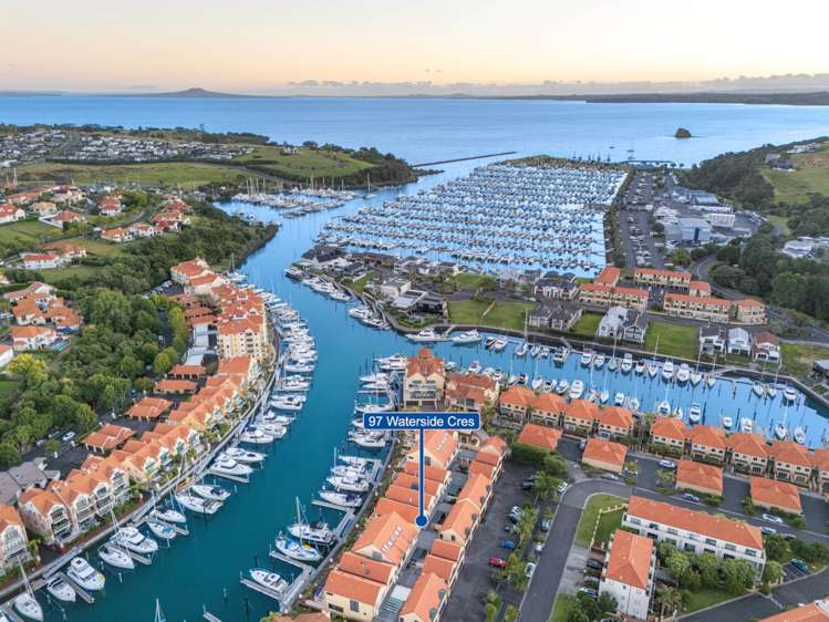 97 Waterside Crescent Gulf Harbour_31