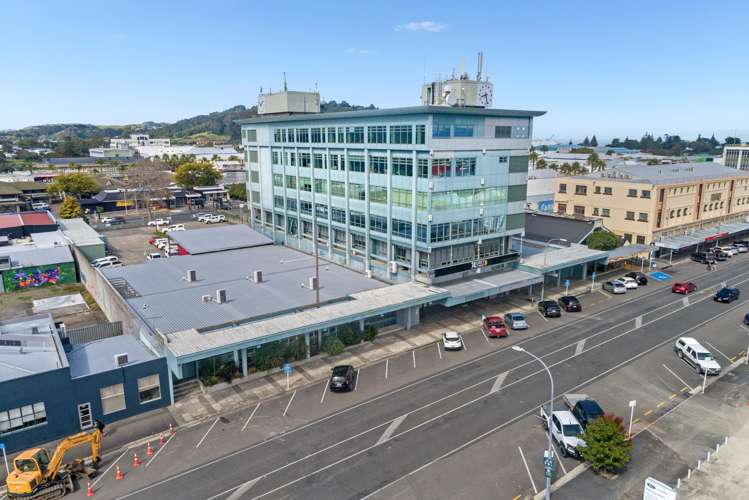 74 Grey Street Gisborne Central_10