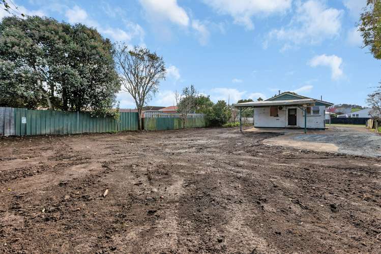 24 Meadow Park Crescent Tikipunga_16