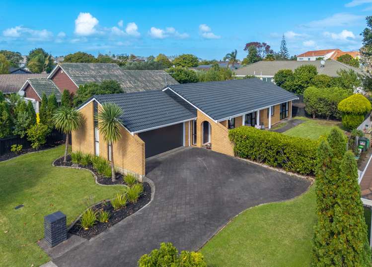 6 West Fairway Golflands_22