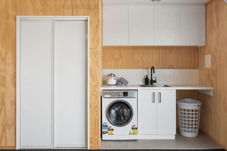 52 Suffolk Drive Kirwee_15