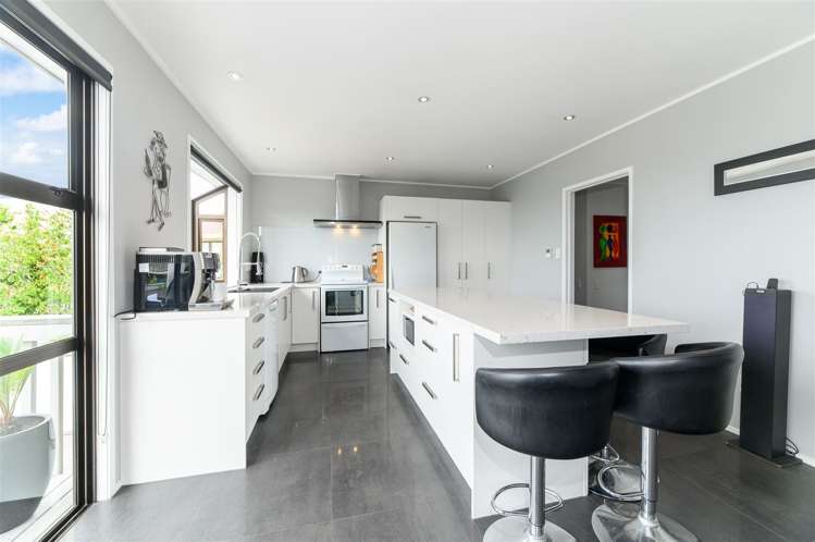 207 Te Atatu Road Te Atatu South_7