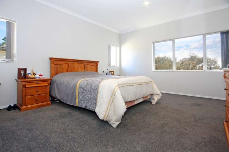 24 Lowburn Place Clover Park_9