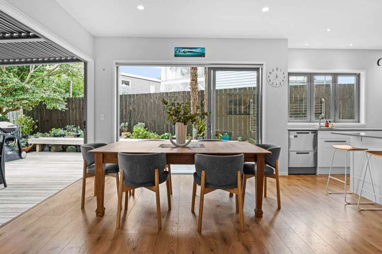 5a Rhodes Avenue Mount Albert_5