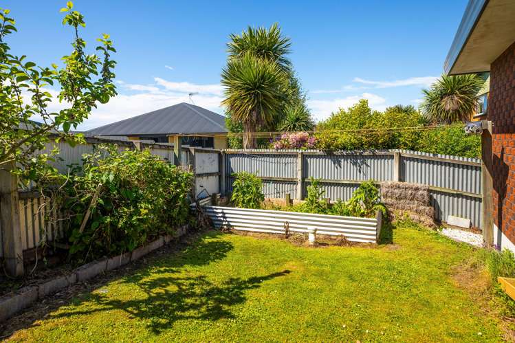 4 Miro Street Glenwood_16