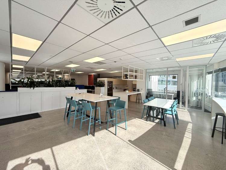 187 Broadway Newmarket_4