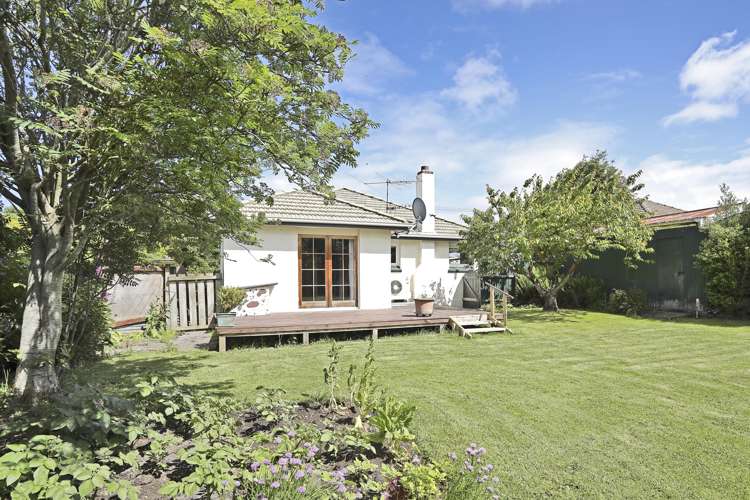 61 Paterson Street Grasmere_25