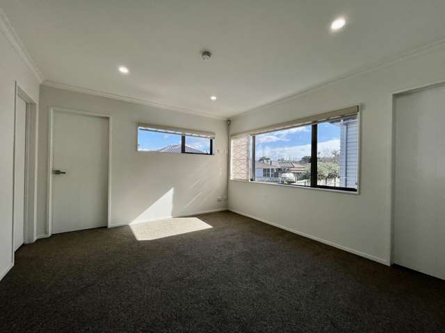 22C Whitford Ave Mount Wellington_1