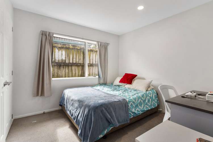 18 Nicholas Gibbons Drive Clendon Park_12