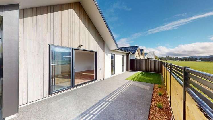 40 Silver Knight Street Trentham_18