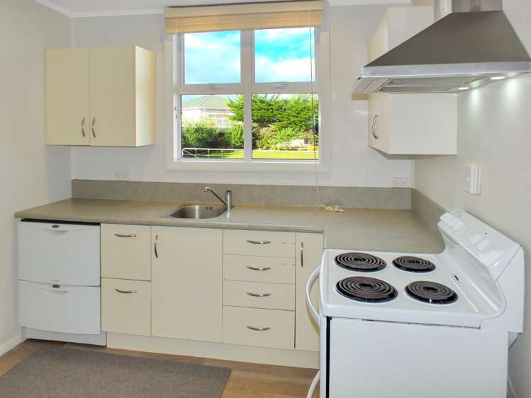 27 Roore Street Foxton Beach_4