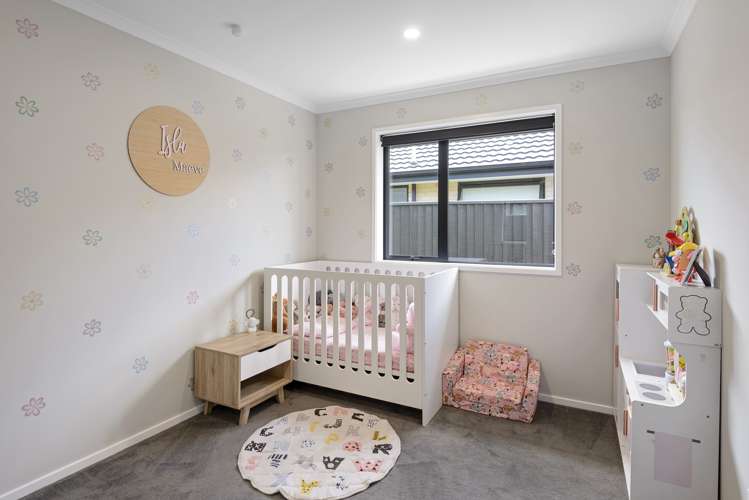 17 Halpin Drive Lincoln_16