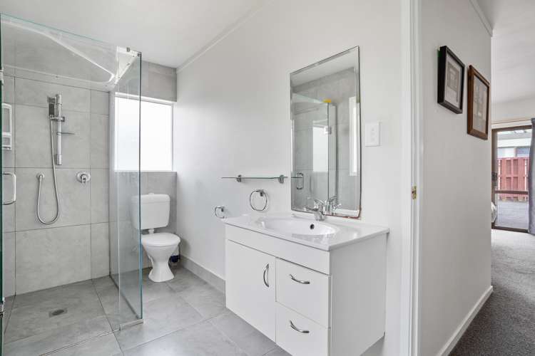 32 Manse Road Pahurehure_10