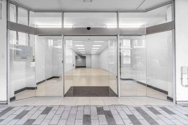 Premium retail location!