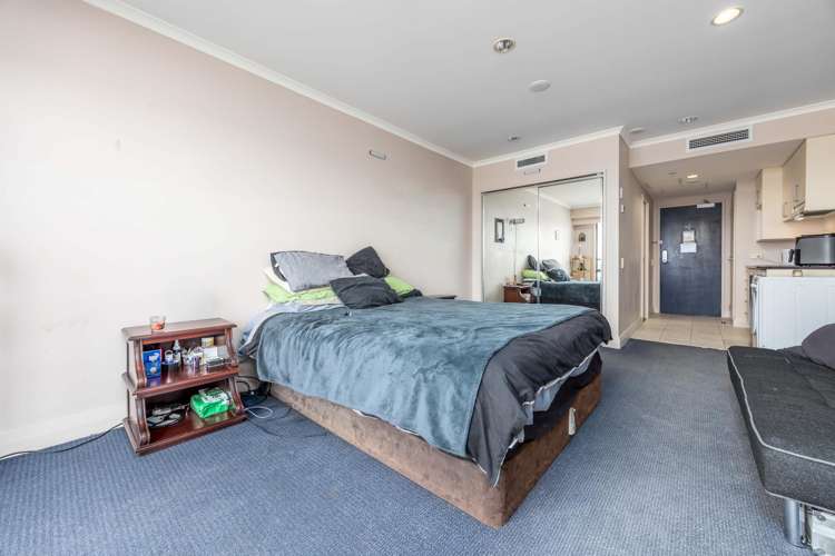 Address withheld Takapuna_15