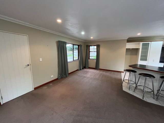 Mt Smart Road Royal Oak_3