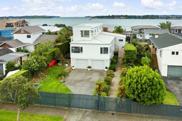 316 West Tamaki Road in Glendowie, Auckland