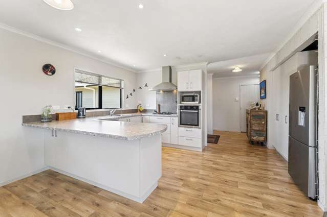 67 Carroll Place Owhata_1