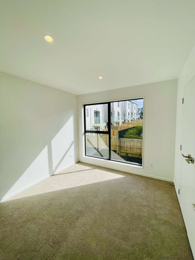 2/105 Hobsonville Road West Harbour_5