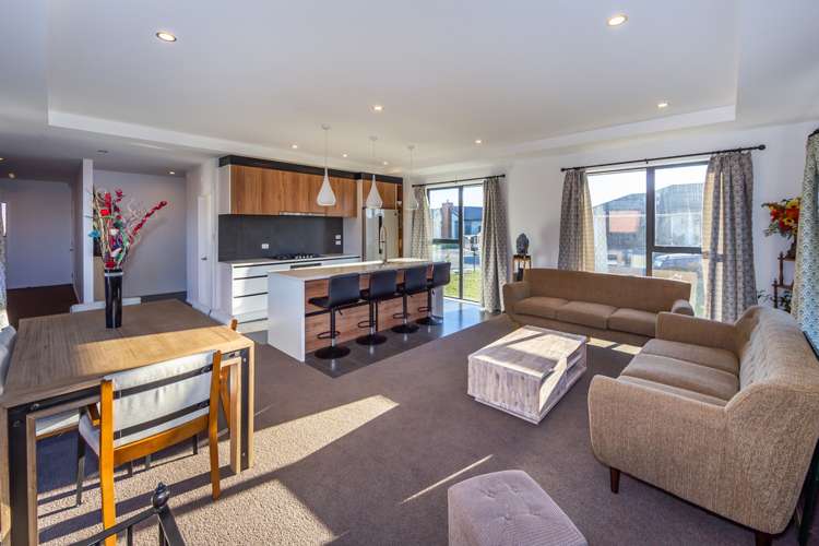 10 Bonecrusher Street Lincoln_0