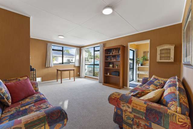 3 Cypress Grove Paraparaumu_1