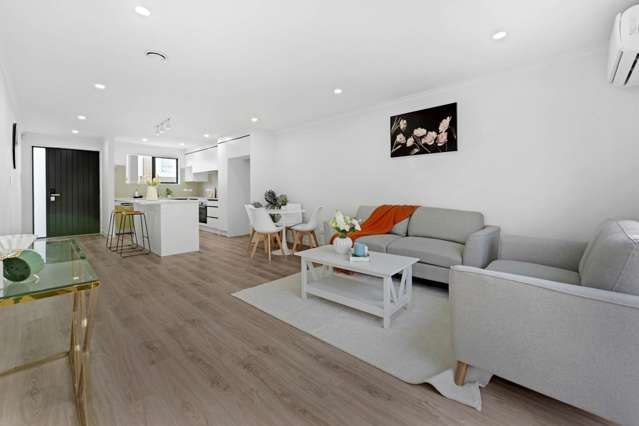 Welcome to your new spacious home!!!