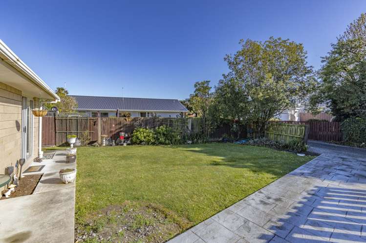 1/20 De Bloge Place Burwood_10