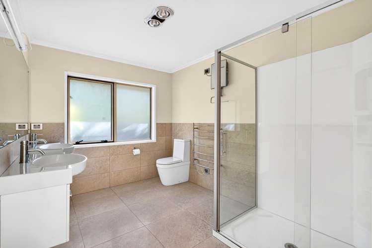 12 Stevensons Crescent Albany Heights_16