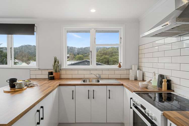 8 Logie Street Stokes Valley_10