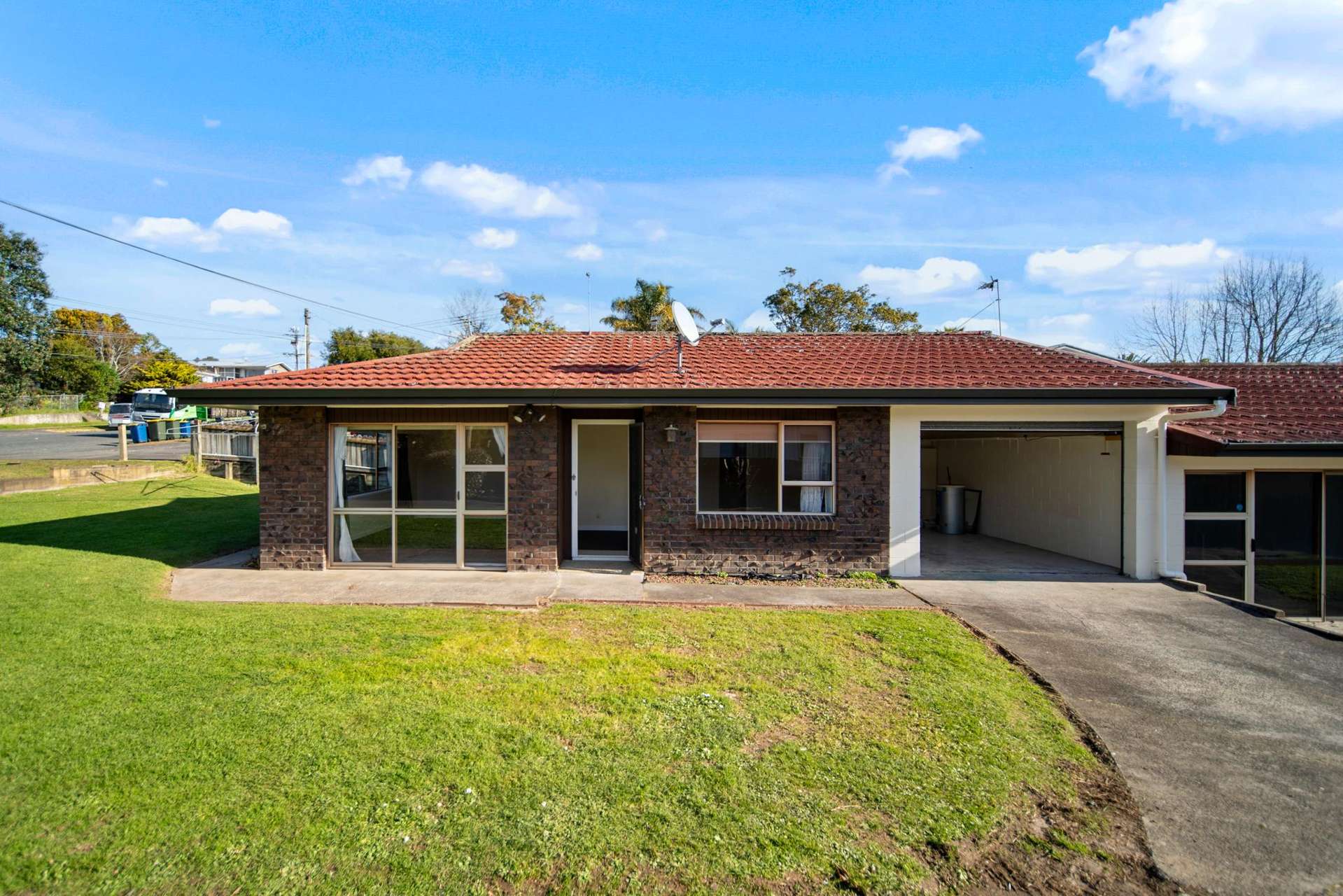 1/18 Mcleod Road Henderson_0