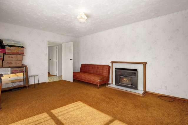 172 Champion Street Cannons Creek_2