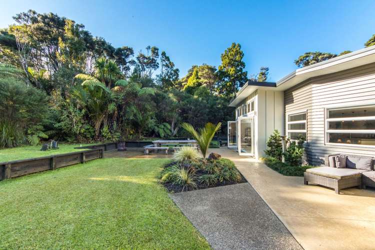 167 Stoney Creek Drive Waitakere_18