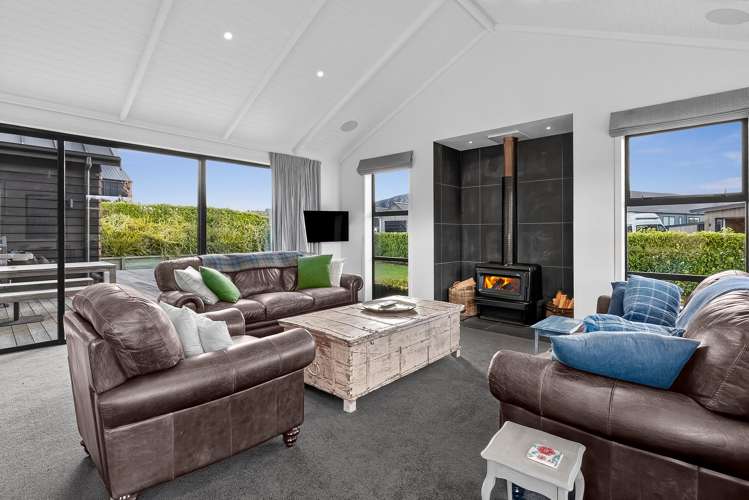 72 Infinity Drive Wanaka_5