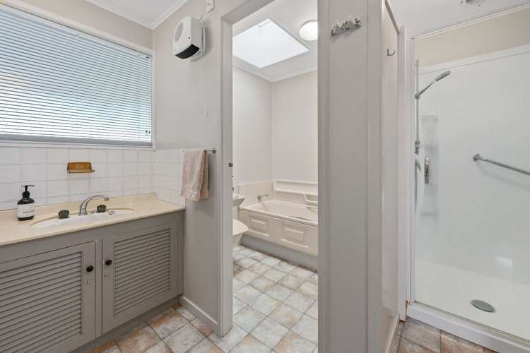 38 Merani Street Narrow Neck_13