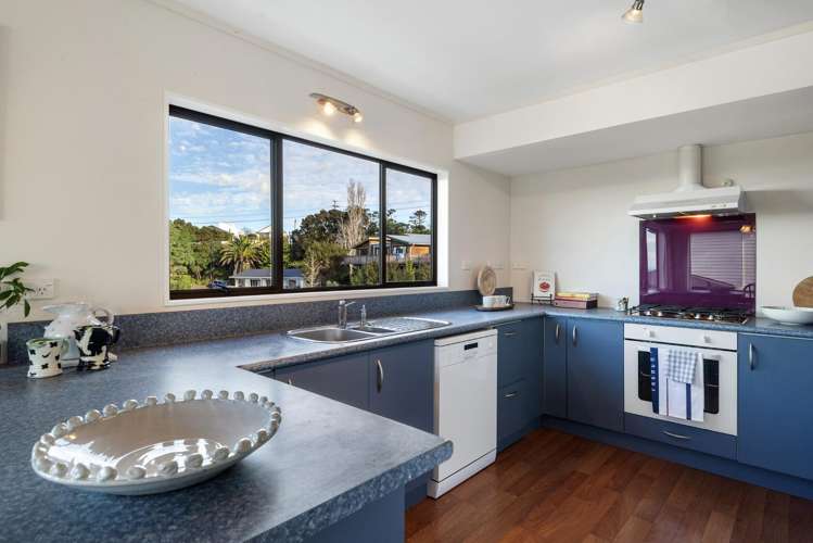 1/163 Oaktree Avenue Browns Bay_6