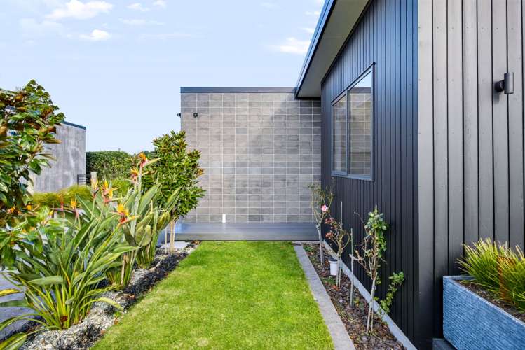 5 Kotare Drive Waiwhakaiho_23