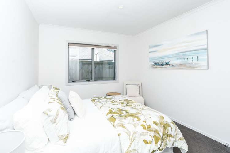 87 Barrington Drive Huntington_10