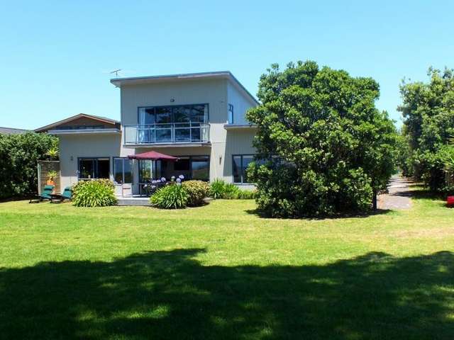 136 Sands Crescent Matarangi_1