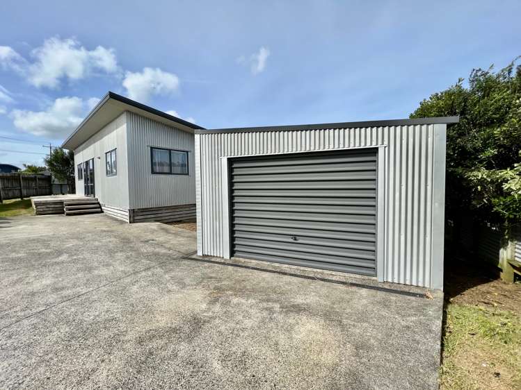 30 Manukau Road Raglan Town_25