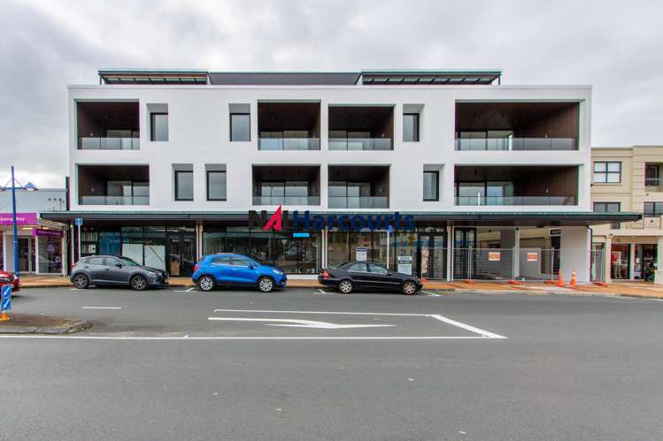 1/421 Beach Road_0