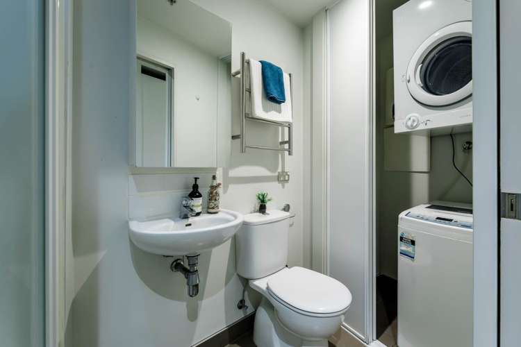 1H/156 Vincent Street City Centre_19