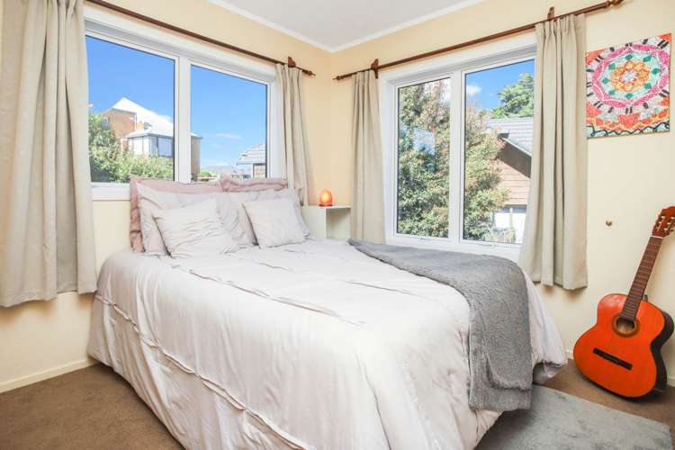 67 Eugenia Rise Totara Heights_11