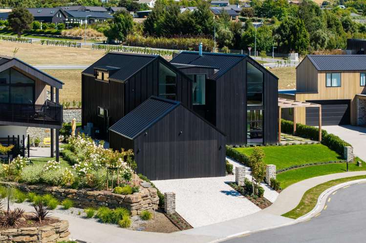 13 Theodore Court Wanaka_35