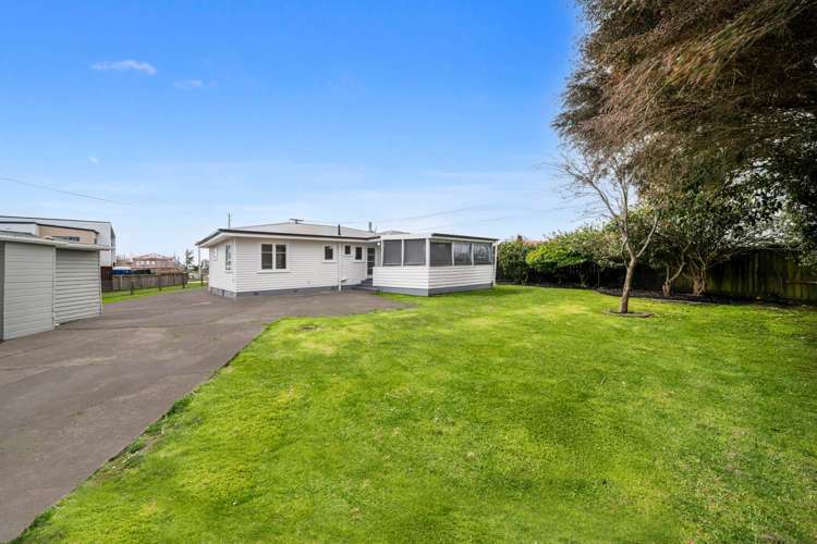 19 Edgerton Road Te Atatu Peninsula_24